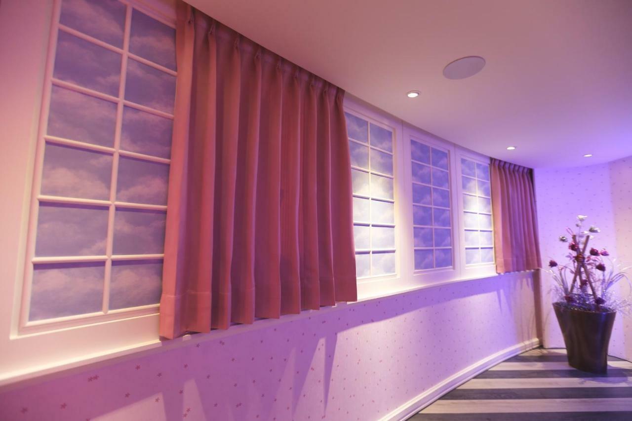 Yosemite Motel - Taiyuan Branch Taichung Exterior photo